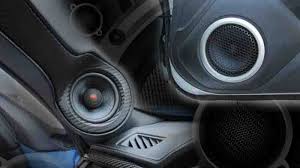montage haut parleur voiture